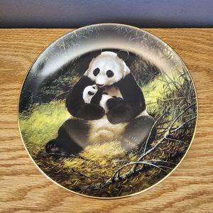 Panda Collector's Plate Last of Their Kind: The Endangered Species 1988